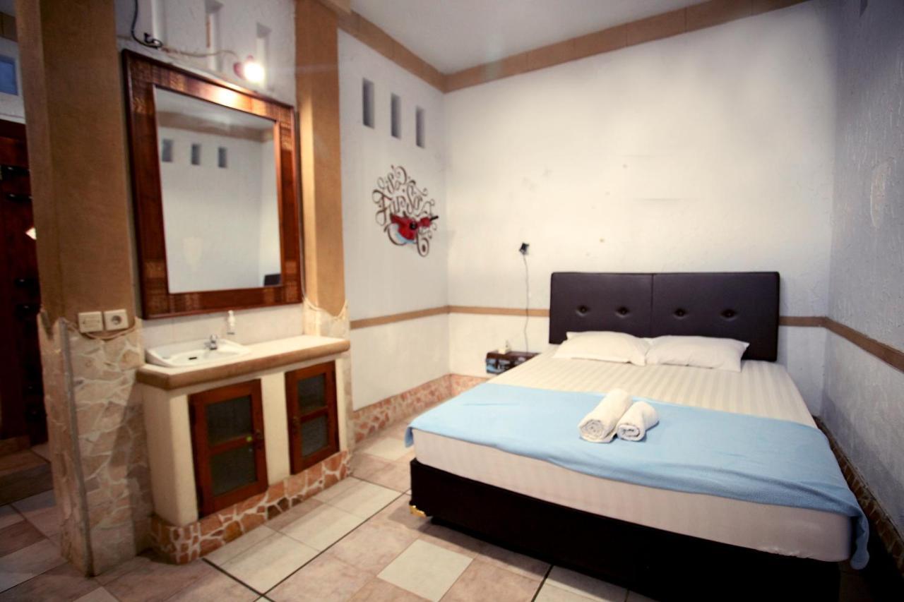 Budarno Homestay Kejayan Esterno foto