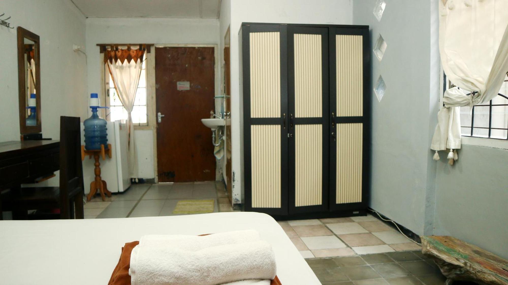 Budarno Homestay Kejayan Esterno foto