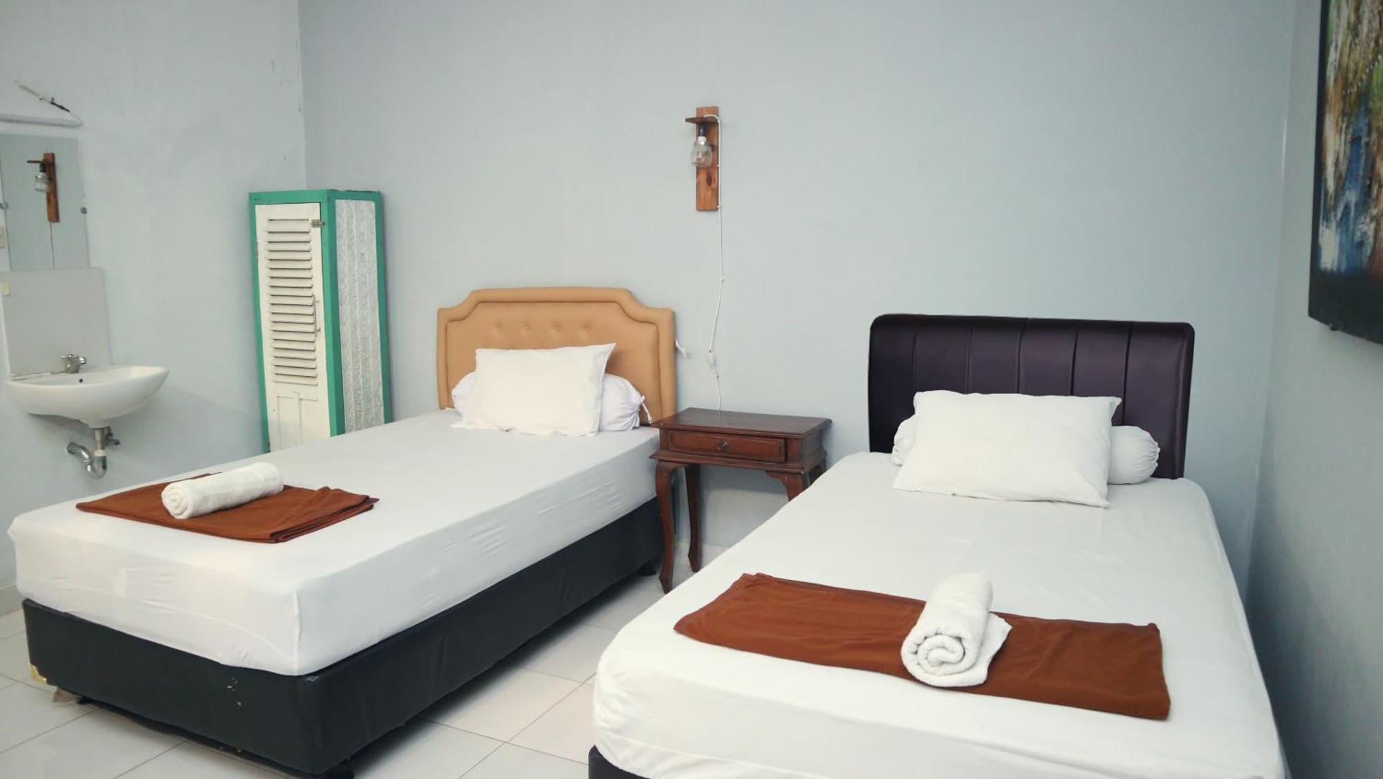 Budarno Homestay Kejayan Esterno foto